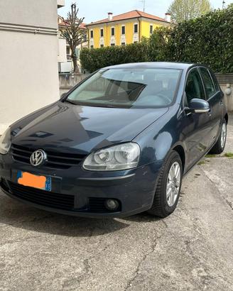 Volkswagen Golf 5 1.4 benzina