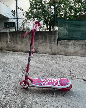 Monopattino elettrico Barbie
