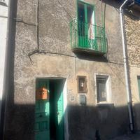 Lustra appartamento nel centro con giardino