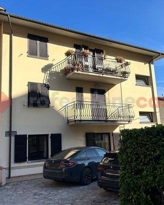 Ufficio Castelnuovo di Garfagnana [UG390DVACU]