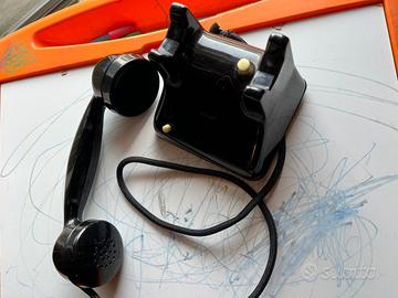 vecchio telefono