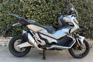 Honda XADV 750 Travel Edition