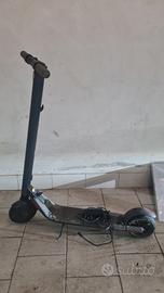 Monopattino elettrico Ninebot Segway ES2 