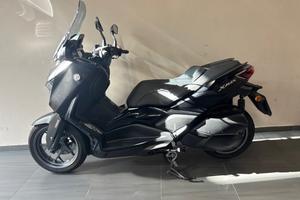 Yamaha X-Max 300 Tech Max