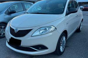 LANCIA YPSILON 1.2 GOLD 69CV