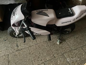 Moto da strada elettrica