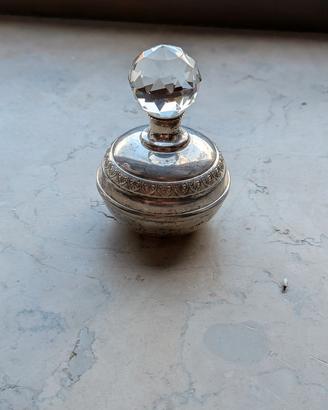 Boccetta porta profumo in argento 