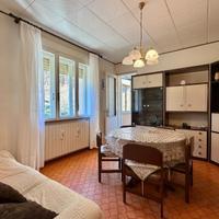 APPARTAMENTO TRICAMERE PRONTO DA ABITARE AD UN ...