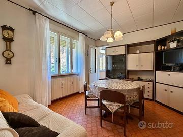 APPARTAMENTO TRICAMERE PRONTO DA ABITARE AD UN ...