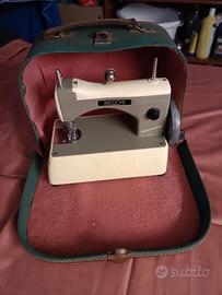 Macchina per Cucire Necchi Supernova