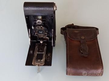 ANTICA FOTOCAMERA A SOFFIETTO EASTMAN KODAK