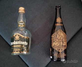 Lotto 2 bottiglie vuote da collezione 