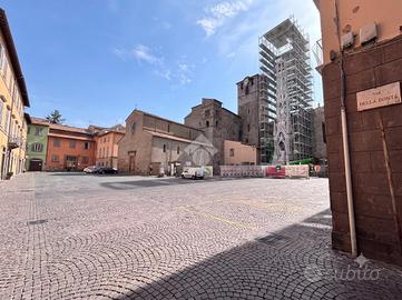 3 LOCALI A VITERBO