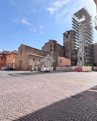 3 LOCALI A VITERBO