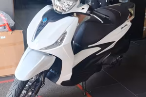 Piaggio Beverly 300