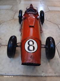 modellino artigianale in latta grezza