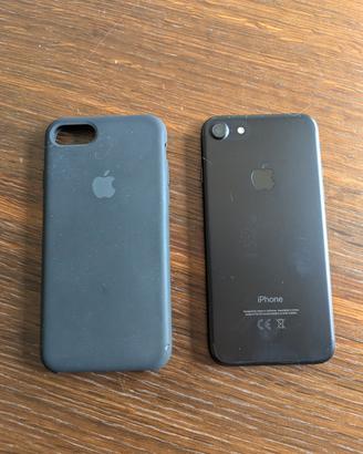 iPhone 7 32 GB con cover originale