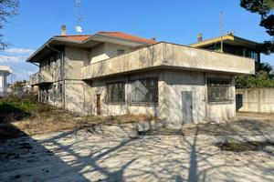 CASA INDIPENDENTE A CARDANO AL CAMPO