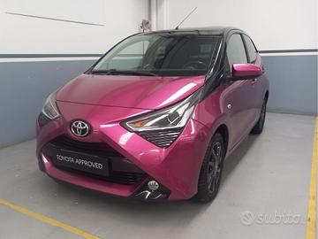 TOYOTA Aygo II 2018 5p - Aygo 5p 1.0 x-cite 72cv