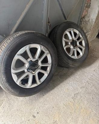 4 cerchi in lega da 17 500x e gomme