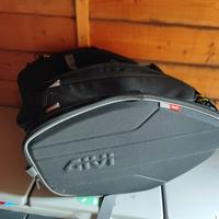 Borse morbide GIVI mod. EA101B 30 litri