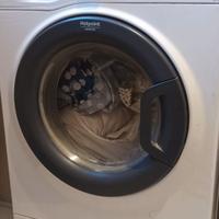 Lavatrice 7 kg 1000 giri Hotpoint Ariston FMF 703
