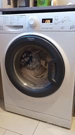 Lavatrice 7 kg 1000 giri Hotpoint Ariston FMF 703