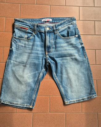 Bermuda in Denim Tommy Jeans (Taglia W30)