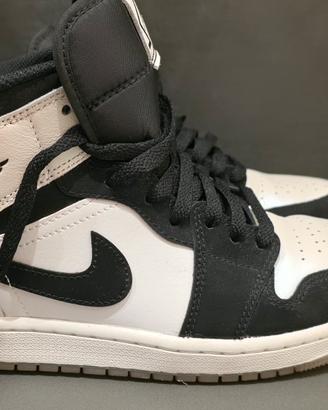 sneakers  Jordan  1midse DiamondShorts  original 