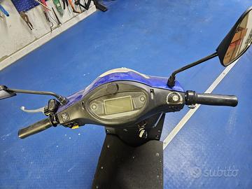 Scooter elettrico per disabili-anziani 3 ruote