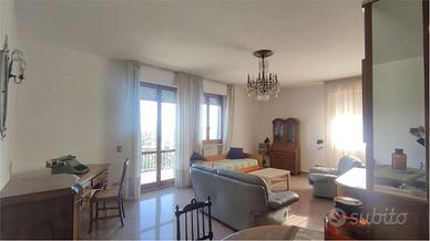 ANCONA, Brecce Bianche, appartamento, 3 camere, Ga