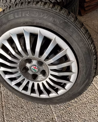 4 pneumatici invernali 205/55 R16  + cerchioni 16