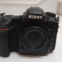 Reflex Nikon  d500 e obiettivi  50mm e 20mm 