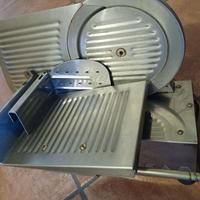 Affettatrice elektronik 200