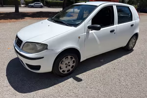 Fiat Punto 1200 benzina 5 porte 2004
