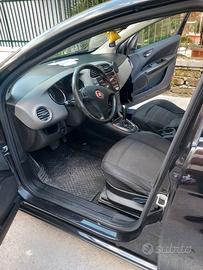 Auto fiat bravo splendida