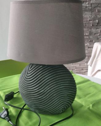 lampada da tavolo moderna
