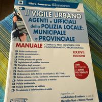 Libro concorso vigile urbano
