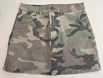 Gonna militare Subdued