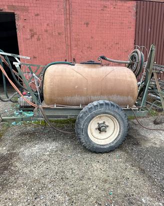 Botte irroratrice traino