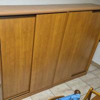2 Librerie/Mobili contenitore con porte scorrevoli