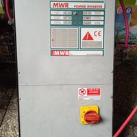 Power inverter soccorritore di emergenza