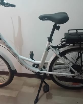 Citybike elettrica ESPERIA BRETAGNE USATA COME  N