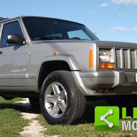 JEEP Cherokee Classic 2.5 TD 4 x4 ben tenuto