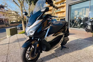 HONDA Forza 300 TUTTO INCLUSO ANCHE PASSAGGIO