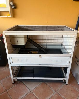 Conigliera FERPLAST mod. COTTAGE - COME NUOVA