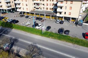 NEGOZIO A DESENZANO DEL GARDA