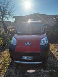 Peugeot bipper con gancio traino omologato
