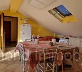Appartamento con mansarda e garage a Mascali