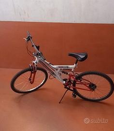 Bici Mountain Bike Bi-ammortizzata "Mirage"